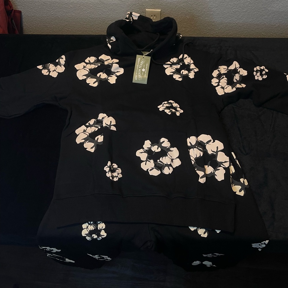 Black Floral Hoodie and Pants Set (M)